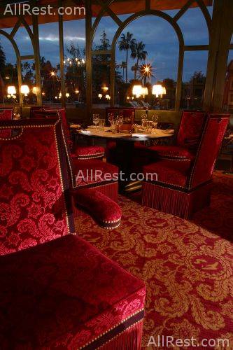 Hotel Majestic Barriere 21